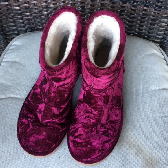 Crushed Fig Velvet Uggs 10 - Picture 3 of 8